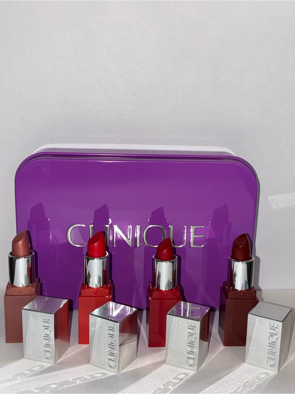 Clinique Pop Lip Out Loud Set 4 New Full Size Lipsticks In Tin HTF RARE!